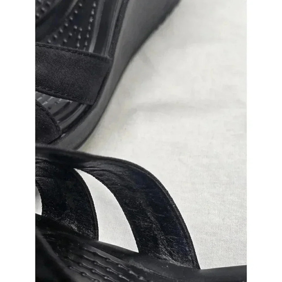 Crocs Leigh II Ankle strap Wedge heel Sandal Black-Size 9 Womens - Picture 10 of 10